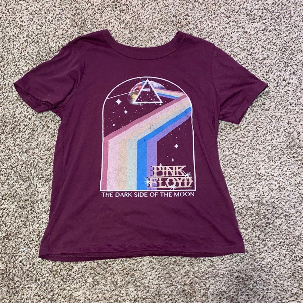 NWOT pink floyd graphic tee